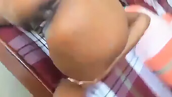 Sri Lankan Amateur Girl Giving A Hardcore Blowjob And Taking It Like A Champ