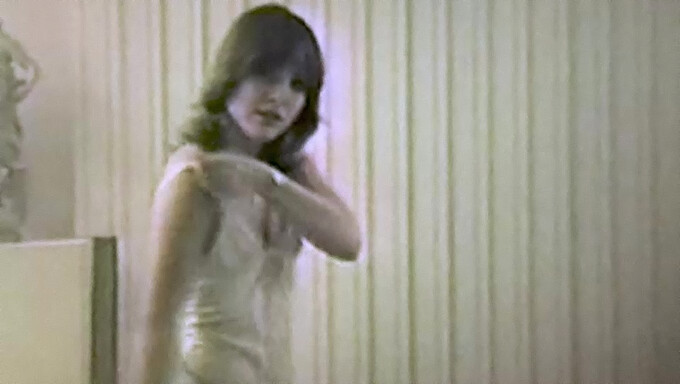 Vintage 80s Girl Shakes Her Booty In A Centerfold Dance