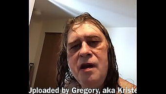 Gregory Lewis แสดงในวิดีโอแนวขลุ่ยสุดฮอตบน Xvideos