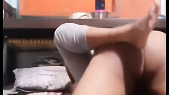 Dirty Telugu Teen Gets Fucked