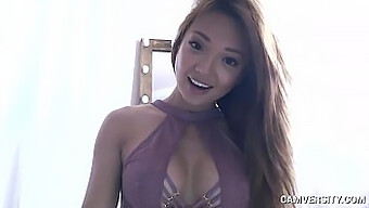 Asian Beauty Pleasure With Ayumi Anime On Webcam