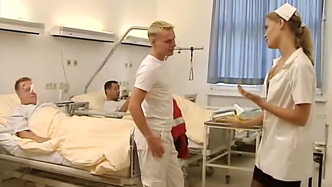 Vintage Porno: Klassinen Klinikka Himo