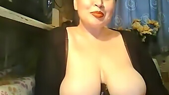 Big Tit Moms: Sizzling Webcam Action